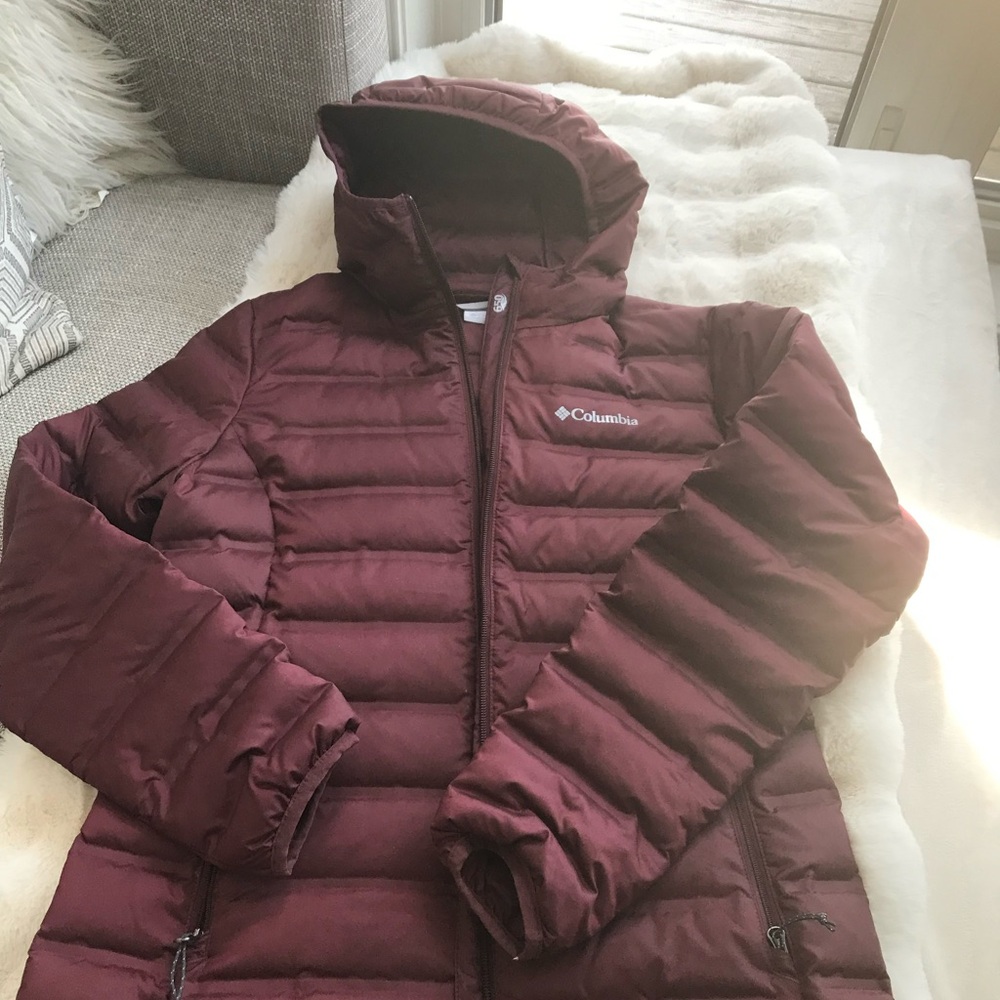 Columbia Women's Burgundy Puffer Jacket